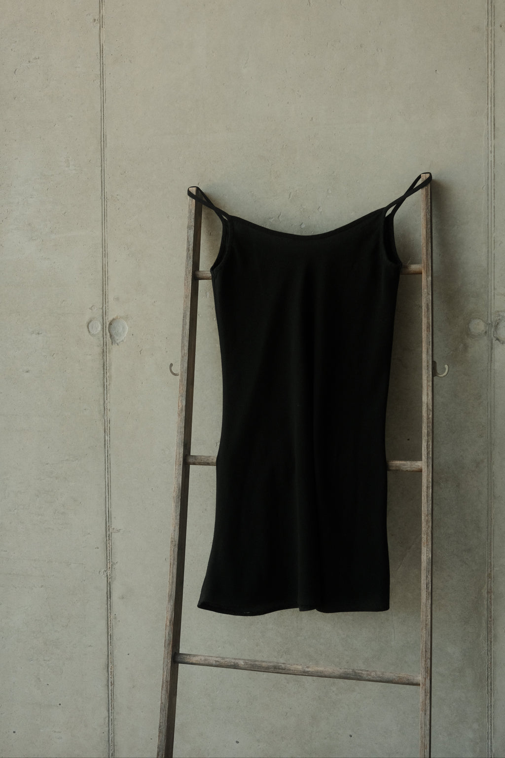 the sennen slip dress - ink black